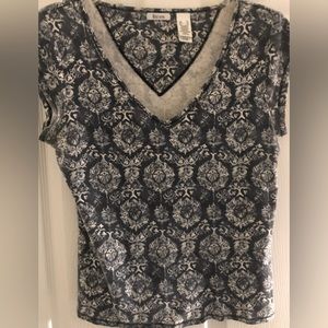 Liz & Co. Stencil Design Cotton T